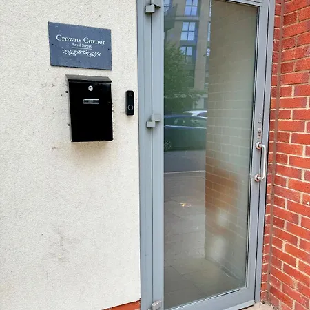 Appartamento Big Fun Flat In Centre With Patio & Parking