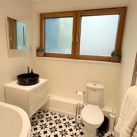 Big Fun Flat In Centre With Patio Apartment