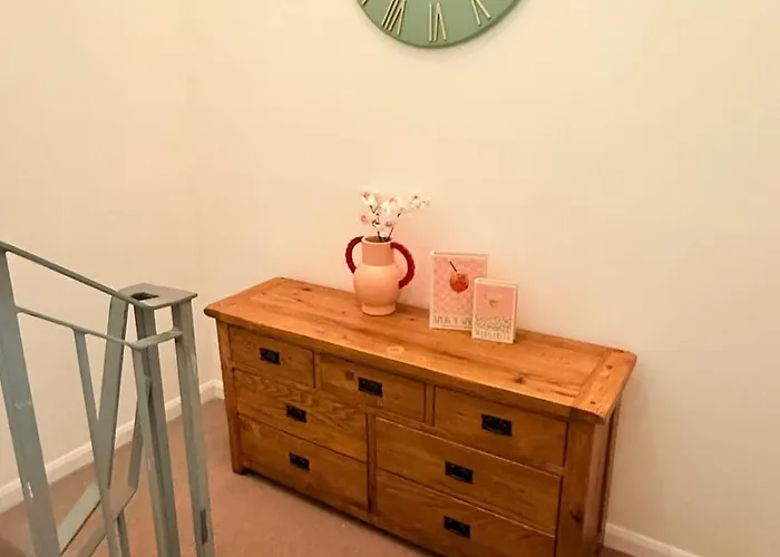 Big Fun Flat In Centre With Patio Апартаменти *