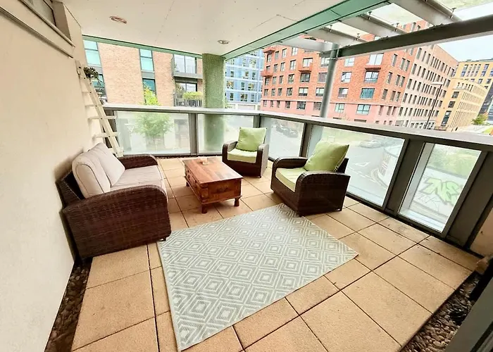 Big Fun Flat In Centre With Patio Apartamento Bristol