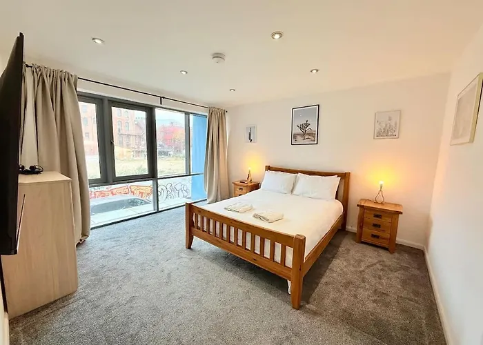 Big Fun Flat In Centre With Patio Apartamento *